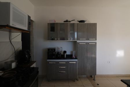 Casa à venda com 480m², 2 quartos e sem vaga Casa à venda com 480m², 2 quartos e sem vagaSala e Cozinha - Casa 05