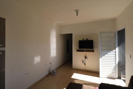 Casa à venda com 480m², 2 quartos e sem vaga Casa à venda com 480m², 2 quartos e sem vagaSala e Cozinha - Casa 05