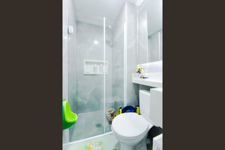 Banheiro de apartamento para alugar com 2 quartos, 62m² em Vila Leonor, Guarulhos
