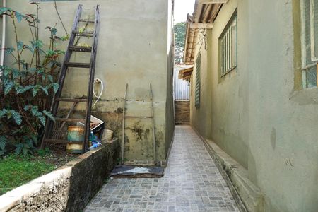 Casa para alugar com 48m², 2 quartos e sem vagaÁrea externa