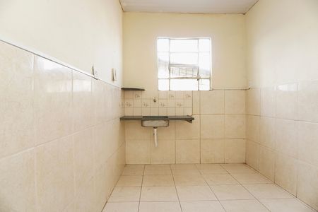Cozinha de casa para alugar com 2 quartos, 48m² em Santo Andre, Belo Horizonte