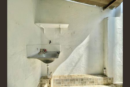 Casa para alugar com 40m², 1 quarto e sem vagaÁrea de serviço