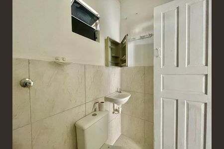Casa para alugar com 40m², 1 quarto e sem vagaBanheiro