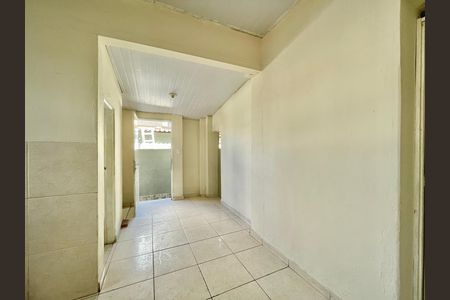 Casa à venda com 300m², 6 quartos e sem vaga Casa à venda com 300m², 6 quartos e sem vagaSala/Cozinha