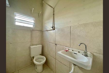 Casa à venda com 300m², 6 quartos e sem vaga Casa à venda com 300m², 6 quartos e sem vagaBanheiro
