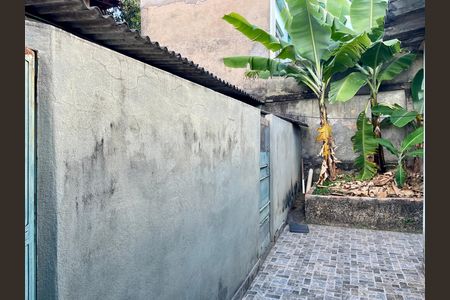 Casa à venda com 300m², 6 quartos e sem vaga Casa à venda com 300m², 6 quartos e sem vagaÁrea externa