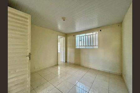 Casa à venda com 300m², 6 quartos e sem vaga Casa à venda com 300m², 6 quartos e sem vagaQuarto 2