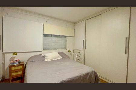 Apartamento à venda com 118m², 3 quartos e 2 vagas Apartamento à venda com 118m², 3 quartos e 2 vagasSuite