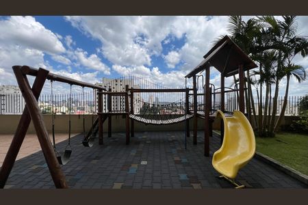 Apartamento à venda com 118m², 3 quartos e 2 vagas Apartamento à venda com 118m², 3 quartos e 2 vagasPlayground