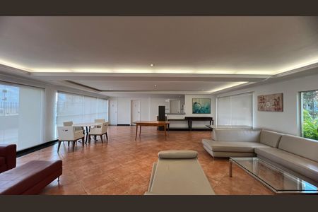Apartamento à venda com 118m², 3 quartos e 2 vagas Apartamento à venda com 118m², 3 quartos e 2 vagasSalão de Festas