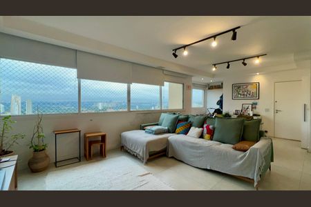 Apartamento à venda com 118m², 3 quartos e 2 vagas Apartamento à venda com 118m², 3 quartos e 2 vagasSala