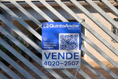 Casa à venda com 260m², 3 quartos e 3 vagasPLACA INSTALADA NA FACHADA