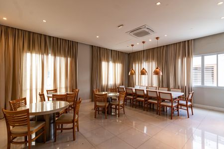 Apartamento para alugar com 57m², 2 quartos e 1 vaga