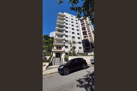 Apartamento à venda com 110m², 3 quartos e 1 vaga Apartamento à venda com 110m², 3 quartos e 1 vagaFachada