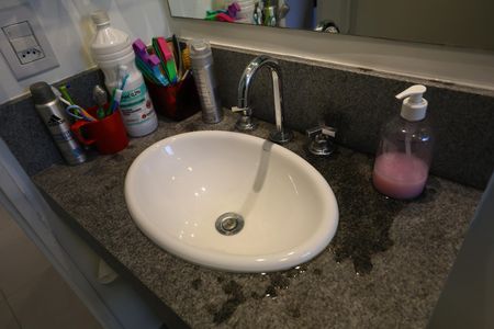 Apartamento à venda com 110m², 3 quartos e 1 vaga Apartamento à venda com 110m², 3 quartos e 1 vagaBanheiro