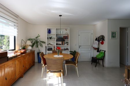 Apartamento à venda com 110m², 3 quartos e 1 vaga Apartamento à venda com 110m², 3 quartos e 1 vagasala
