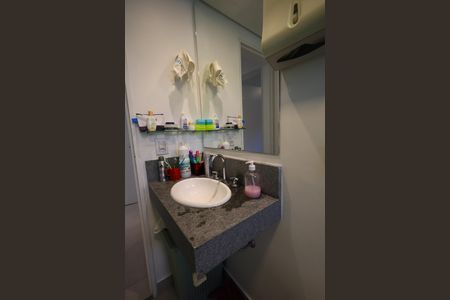 Apartamento à venda com 110m², 3 quartos e 1 vaga Apartamento à venda com 110m², 3 quartos e 1 vagaBanheiro
