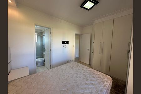 Apartamento à venda com 94m², 3 quartos e 2 vagas Apartamento à venda com 94m², 3 quartos e 2 vagasSuíte