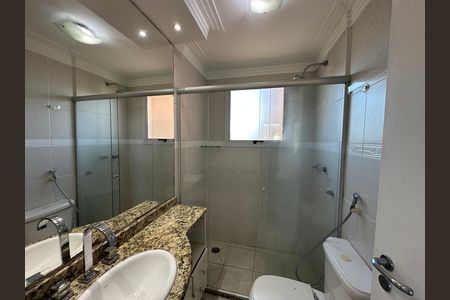 Apartamento à venda com 94m², 3 quartos e 2 vagas Apartamento à venda com 94m², 3 quartos e 2 vagasBanheiro da Suíte