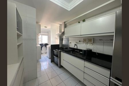 Apartamento à venda com 94m², 3 quartos e 2 vagas Apartamento à venda com 94m², 3 quartos e 2 vagasCozinha