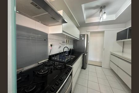 Apartamento à venda com 94m², 3 quartos e 2 vagas Apartamento à venda com 94m², 3 quartos e 2 vagasCozinha
