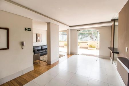 Apartamento à venda com 94m², 3 quartos e 2 vagas Apartamento à venda com 94m², 3 quartos e 2 vagasHall de entrada