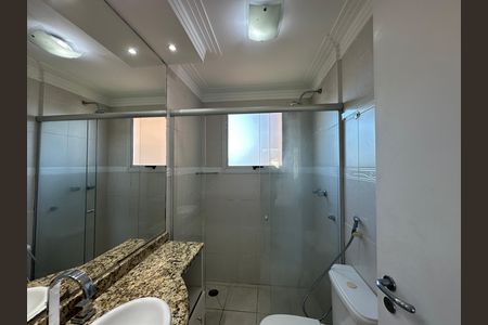 Apartamento à venda com 94m², 3 quartos e 2 vagas Apartamento à venda com 94m², 3 quartos e 2 vagasBanheiro da Suíte