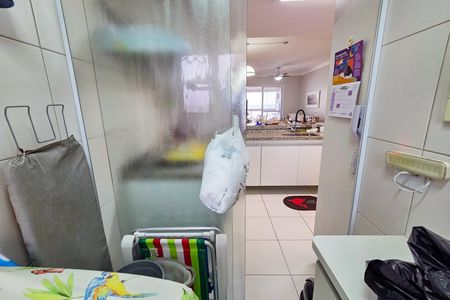 Apartamento para alugar com 70m², 2 quartos e 1 vagaÁrea de Serviço