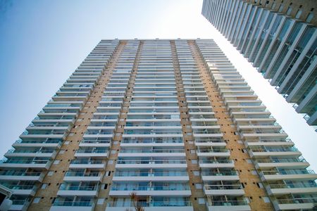 Apartamento para alugar com 70m², 2 quartos e 1 vagaFachada do bloco
