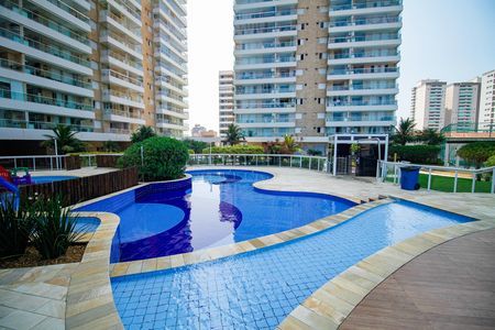 Apartamento para alugar com 70m², 2 quartos e 1 vagaÁrea comum - Piscina