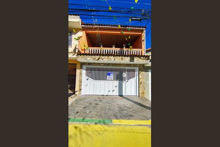 Fachada de casa à venda com 3 quartos, 215m² em Cidade das Flores, Osasco