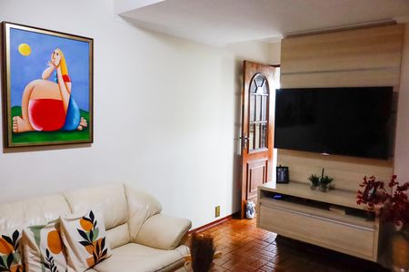 sala de casa à venda com 3 quartos, 215m² em Cidade das Flores, Osasco