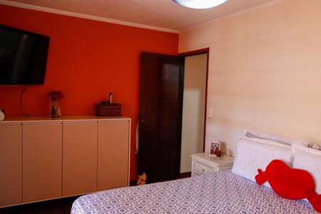 Casa à venda com 215m², 3 quartos e 2 vagas Casa à venda com 215m², 3 quartos e 2 vagasQuarto 1