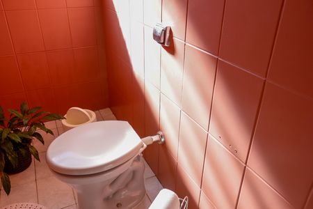 Casa à venda com 215m², 3 quartos e 2 vagas Casa à venda com 215m², 3 quartos e 2 vagasBanheiro da Suíte 3