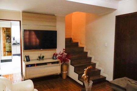 sala de casa à venda com 3 quartos, 215m² em Cidade das Flores, Osasco