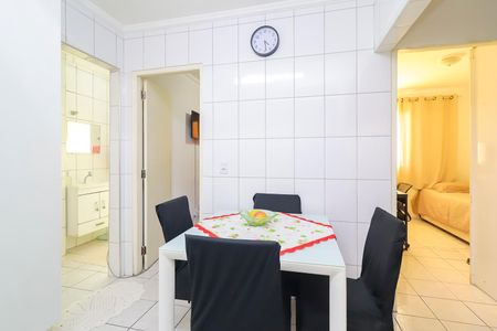 Apartamento à venda com 48m², 2 quartos e 1 vagaCozinha