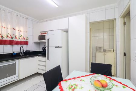 Apartamento à venda com 48m², 2 quartos e 1 vagaCozinha