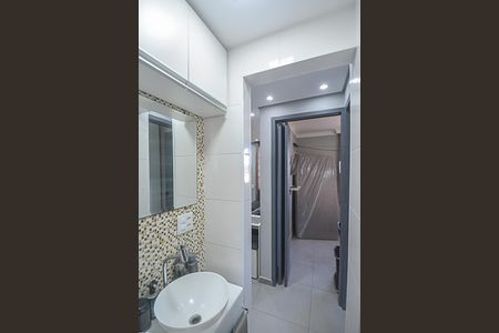 Banheiro de apartamento à venda com 2 quartos, 47m² em Paulicéia, São Bernardo do Campo