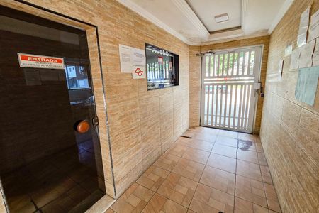 Apartamento para alugar com 42m², 2 quartos e 1 vaga Apartamento para alugar com 42m², 2 quartos e 1 vagaFachada e portaria