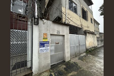 Casa para alugar com 160m², 2 quartos e sem vagaFacada + placa