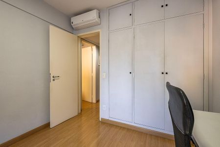 Apartamento à venda com 70m², 2 quartos e 1 vagaQuarto 2