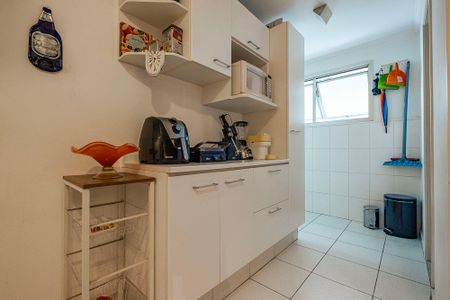 Apartamento à venda com 70m², 2 quartos e 1 vagaSala/Cozinha