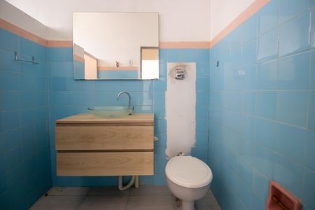 Casa para alugar com 270m², 3 quartos e 1 vaga Casa para alugar com 270m², 3 quartos e 1 vagaBanheiro