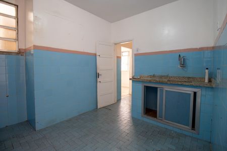 Casa para alugar com 270m², 3 quartos e 1 vaga Casa para alugar com 270m², 3 quartos e 1 vagaCozinha