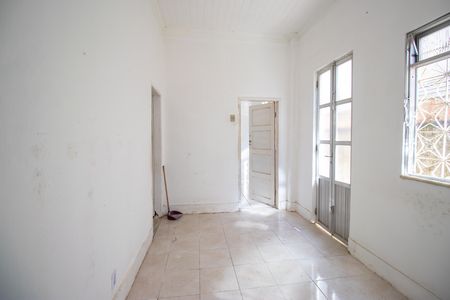 Sala de casa para alugar com 3 quartos, 270m² em Vila Kosmos, Rio de Janeiro