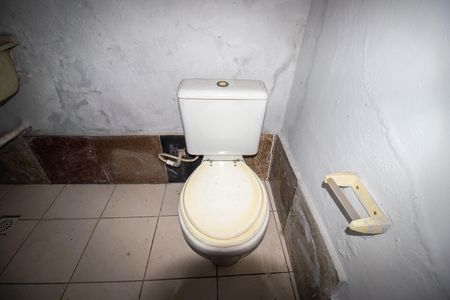 Casa para alugar com 270m², 3 quartos e 1 vaga Casa para alugar com 270m², 3 quartos e 1 vagaBanheiro de serviço