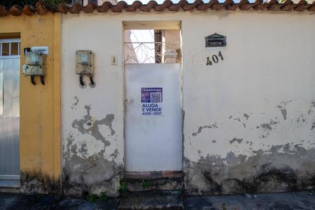 Casa para alugar com 270m², 3 quartos e 1 vaga Casa para alugar com 270m², 3 quartos e 1 vagaPlaca