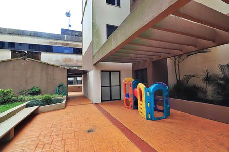 Apartamento para alugar com 75m², 3 quartos e 1 vagaÁrea comum - Playground