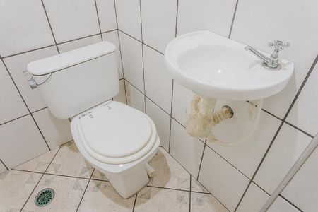 Apartamento para alugar com 108m², 3 quartos e 1 vaga Apartamento para alugar com 108m², 3 quartos e 1 vagaBanheiro 2