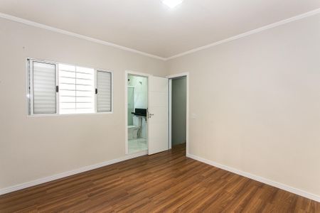 Casa de condomínio à venda com 174m², 3 quartos e 2 vagasSuíte